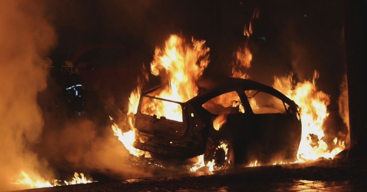 Brennende Autos Auf Dem Sonnenberg | SACHSEN FERNSEHEN