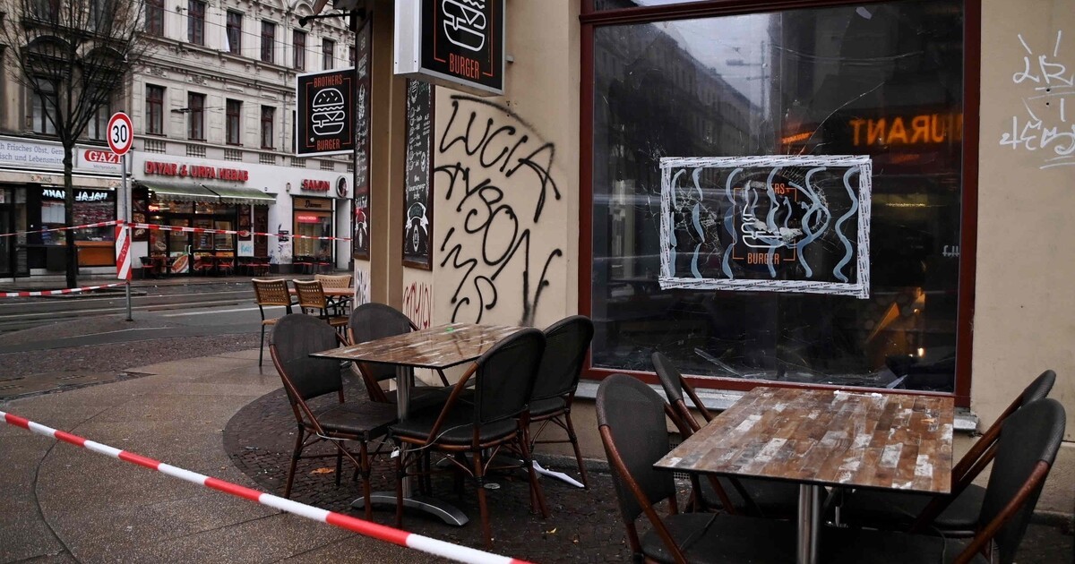 Mehrere Verletzte Nach Heftiger Explosion In Leipziger Café – Polizei ...