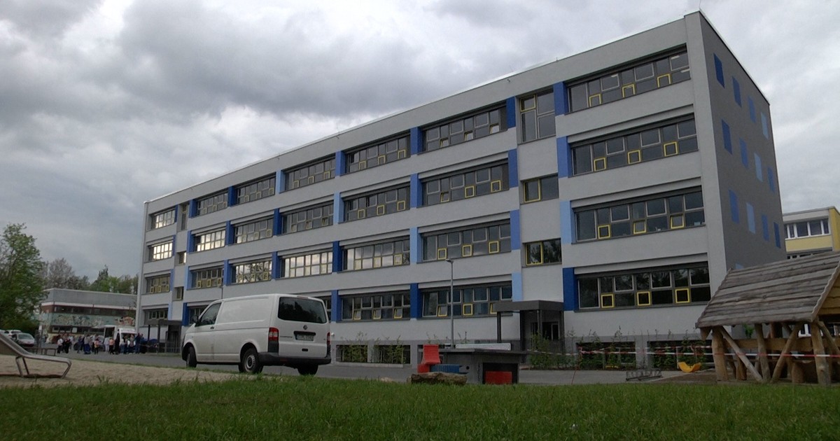 Grundschule Am Wartberg In Plauen Eingeweiht | SACHSEN FERNSEHEN