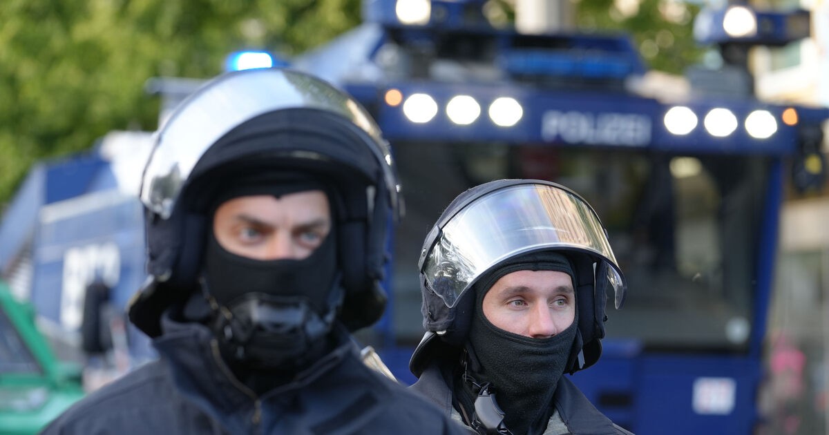 Polizei Mit Gro Aufgebot Bei Demos Zu Nahost Konflikt In Leipzig